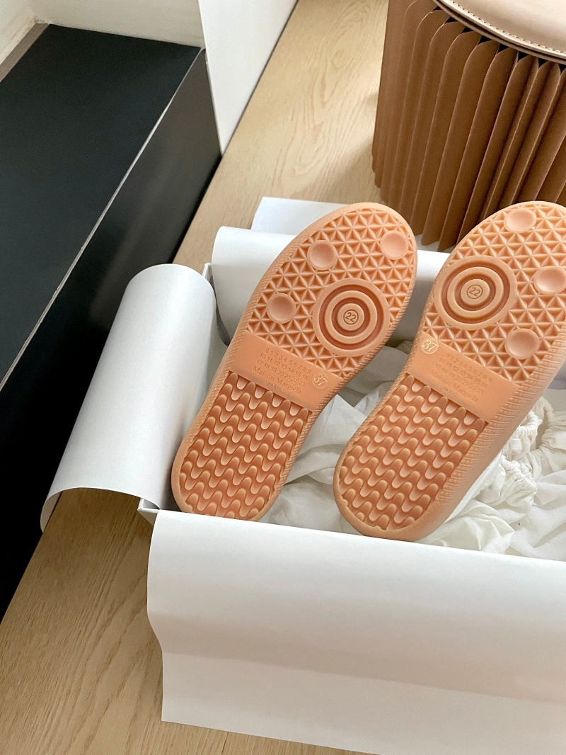 ma1s0n Marg*e1a flat shoes